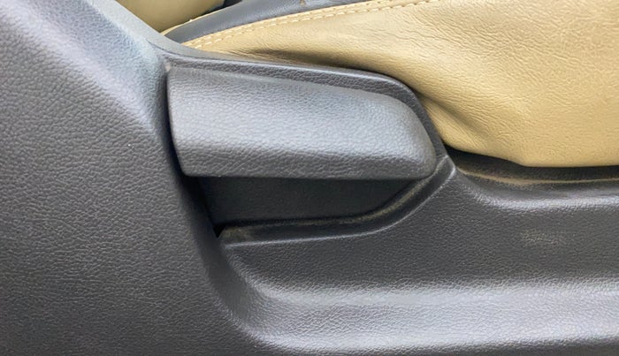 2012 Hyundai Verna FLUIDIC 1.4 VTVT, Petrol, Manual, 1,40,443 km, Driver Side Adjustment Panel