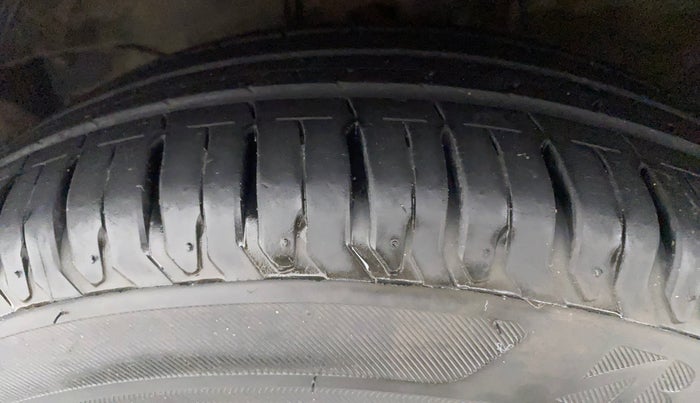 2019 Honda Amaze 1.5L I-DTEC V CVT, Diesel, Automatic, 54,923 km, Left Front Tyre Tread