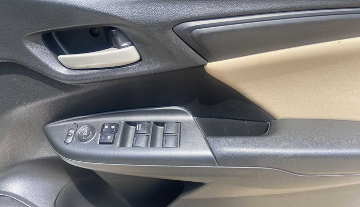 2019 Honda Jazz 1.2L I-VTEC V, Petrol, Manual, 9,001 km, Driver Side Door Panels Control