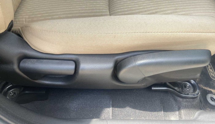 2019 Honda Jazz 1.2L I-VTEC V, Petrol, Manual, 9,001 km, Driver Side Adjustment Panel