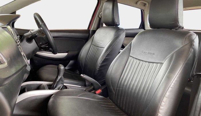 2016 Maruti Baleno DELTA PETROL 1.2, Petrol, Manual, 45,576 km, Right Side Front Door Cabin