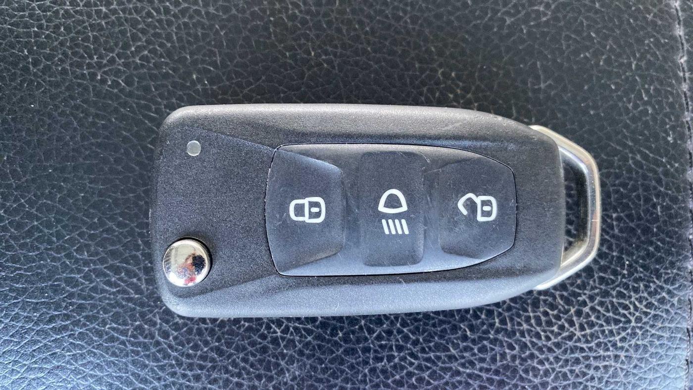 2021 Tata Tiago XT PETROL, Petrol, Manual, 8,016 km, Key Close Up