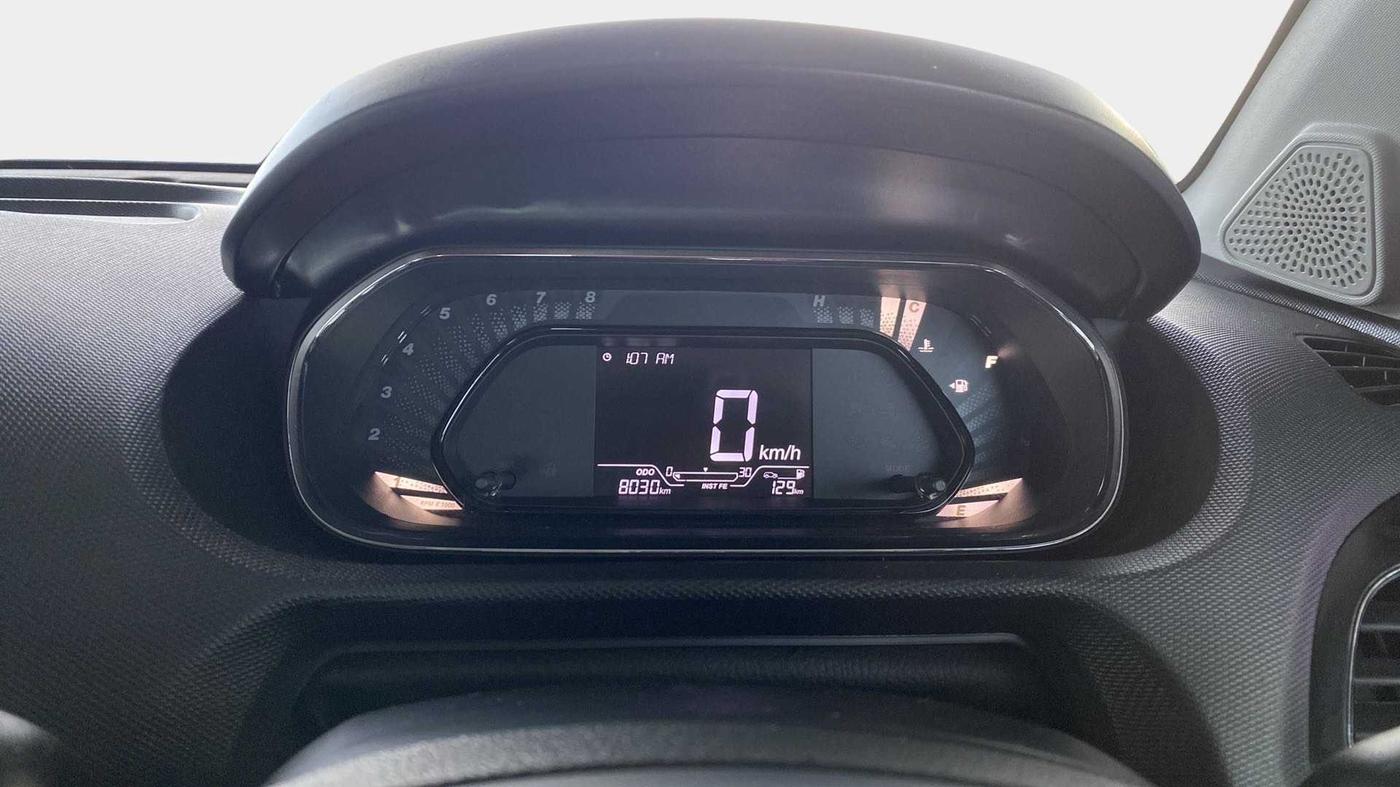 2021 Tata Tiago XT PETROL, Petrol, Manual, 8,016 km, Odometer Image