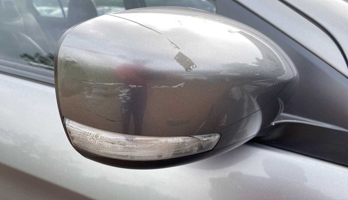 2016 Maruti Ciaz VXI, Petrol, Manual, 46,482 km, Right rear-view mirror - Minor scratches