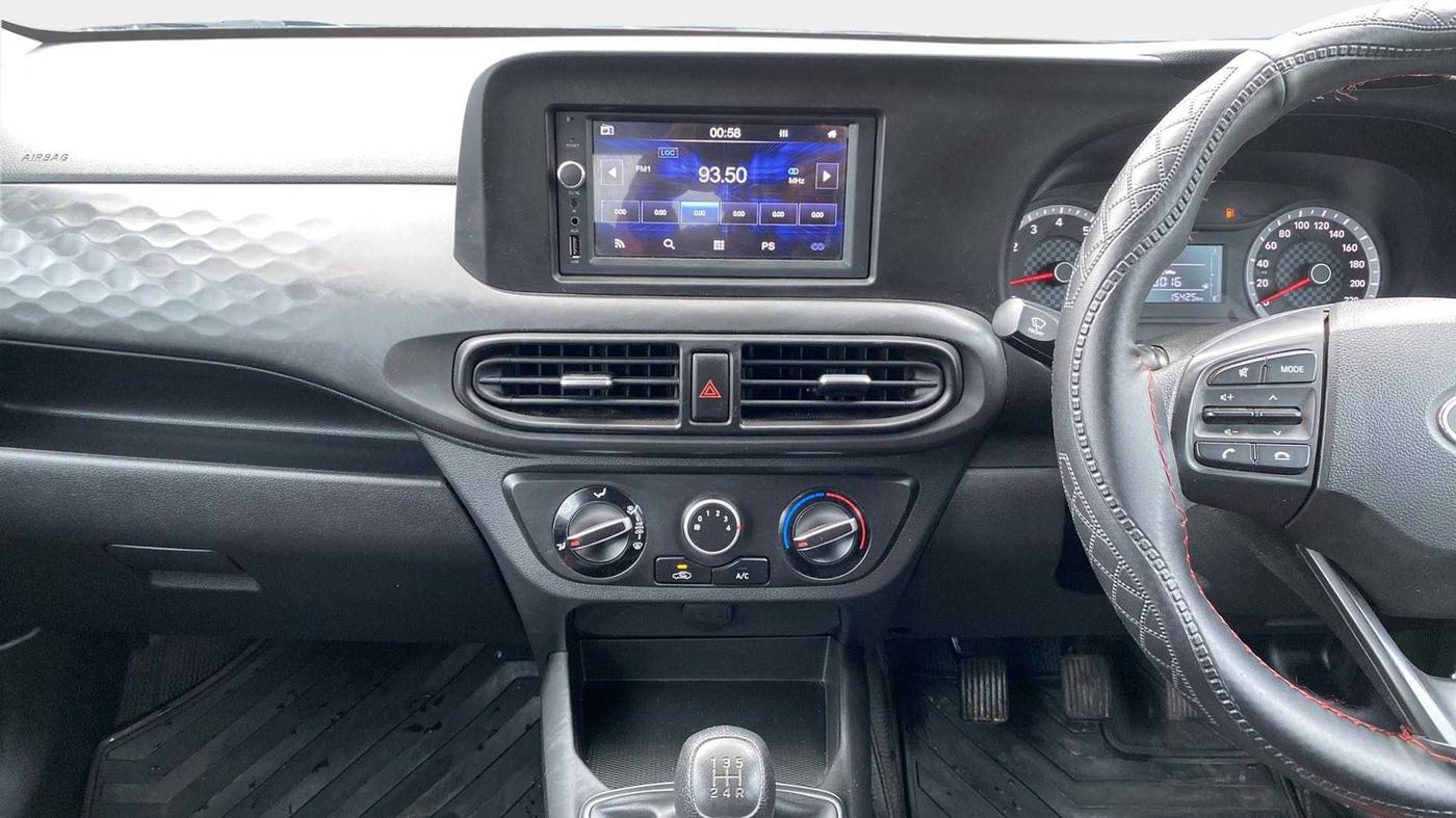 2022 Hyundai GRAND I10 NIOS MAGNA CORPORATE EDITION 1.2 KAPPA VTVT, Petrol, Manual, 15,384 km, Air Conditioner