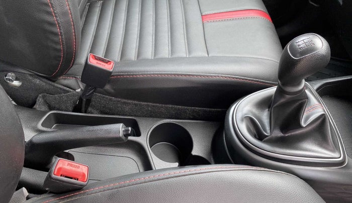2022 Hyundai GRAND I10 NIOS MAGNA CORPORATE EDITION 1.2 KAPPA VTVT, Petrol, Manual, 15,384 km, Gear Lever