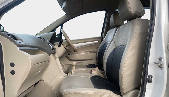 2012 Maruti Ertiga ZXI, Petrol, Manual, 19,675 km, Right Side Front Door Cabin