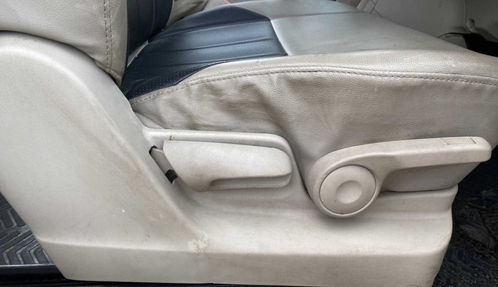 2012 Maruti Ertiga ZXI, Petrol, Manual, 19,675 km, Driver Side Adjustment Panel