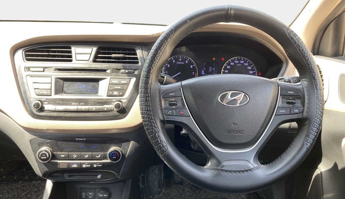 2015 Hyundai Elite i20 SPORTZ 1.2 (O), Petrol, Manual, 84,867 km, Steering Wheel Close Up