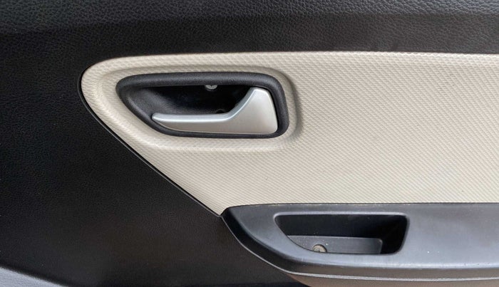 2019 Maruti Alto VXI, Petrol, Manual, 29,478 km, Driver Side Door Panels Control