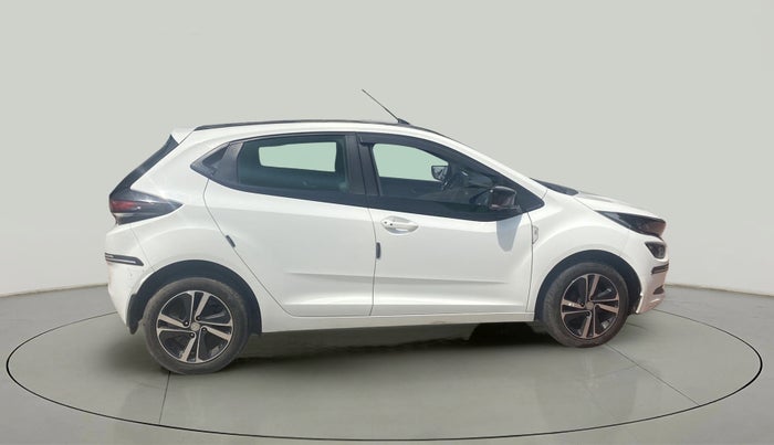 2020 Tata ALTROZ XZ PETROL, Petrol, Manual, 31,690 km, Right Side View