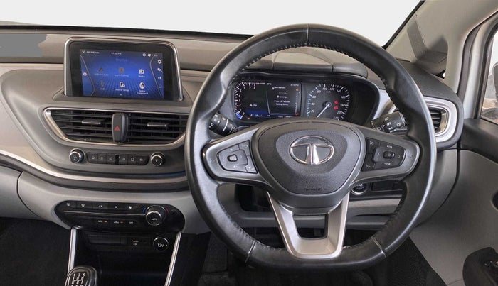 2020 Tata ALTROZ XZ PETROL, Petrol, Manual, 31,690 km, Steering Wheel Close Up