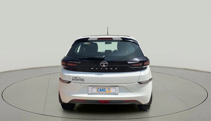 2020 Tata ALTROZ XZ PETROL, Petrol, Manual, 31,690 km, Back/Rear