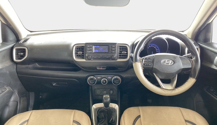 2020 Hyundai VENUE S 1.2, Petrol, Manual, 32,655 km, Dashboard