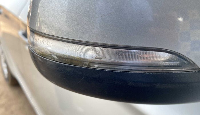 2013 Hyundai i20 MAGNA (O) 1.2, Petrol, Manual, 69,261 km, Right rear-view mirror - Indicator light has minor damage