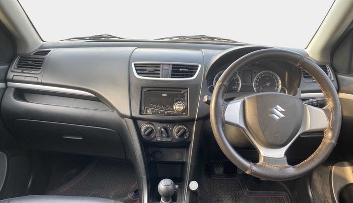 2014 Maruti Swift VXI, Petrol, Manual, 43,662 km, Dashboard