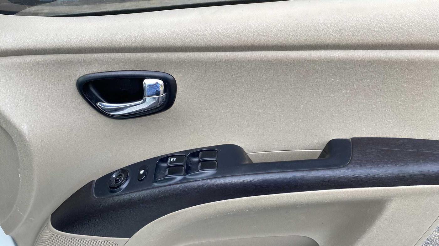 2012 Hyundai i10 SPORTZ 1.2 AT, Petrol, Automatic, 61,621 km, Driver Side Door Panels Control