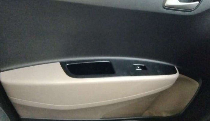 2014 Hyundai Grand i10 ASTA AT 1.2 KAPPA VTVT, Petrol, Automatic, 47,528 km, Left front window switch / handle - Switch/handle not functional