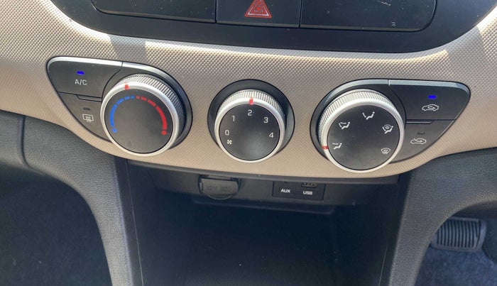 2014 Hyundai Grand i10 ASTA AT 1.2 KAPPA VTVT, Petrol, Automatic, 47,528 km, AC Unit - Minor issue in the heater switch
