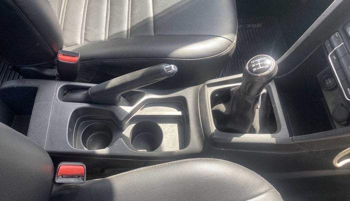 2018 Maruti Vitara Brezza ZDI, Diesel, Manual, 53,837 km, Gear Lever
