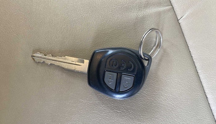 2017 Maruti Ciaz VXI (O), Petrol, Manual, 61,690 km, Key Close Up