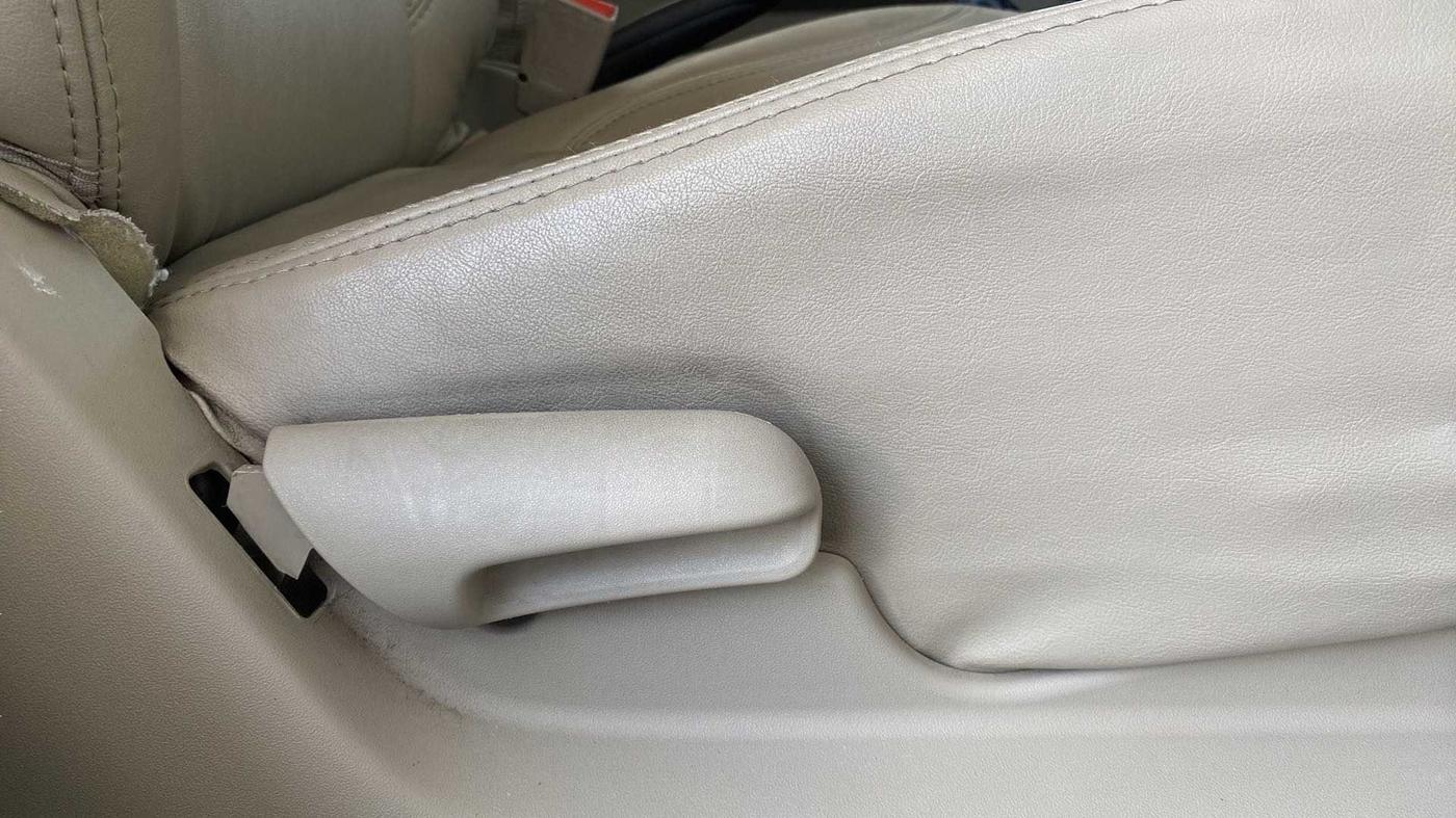 2017 Maruti Ciaz VXI (O), Petrol, Manual, 61,690 km, Driver Side Adjustment Panel