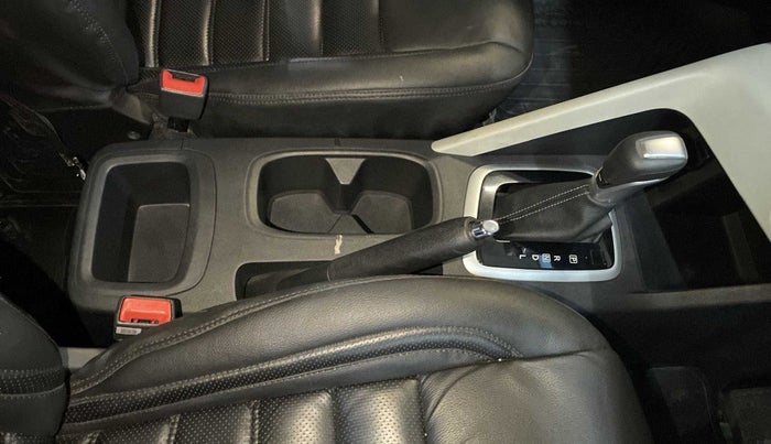2021 Nissan MAGNITE XV TURBO CVT, Petrol, Automatic, 24,920 km, Gear Lever