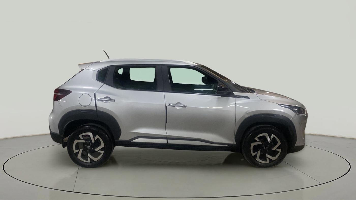 2021 Nissan MAGNITE XV TURBO CVT, Petrol, Automatic, 24,920 km, Right Side View