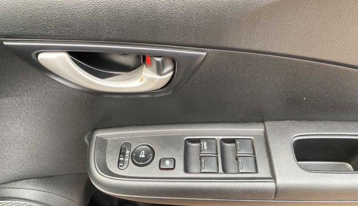 2016 Honda BR-V 1.5L I-VTEC S, Petrol, Manual, 35,254 km, Driver Side Door Panels Control