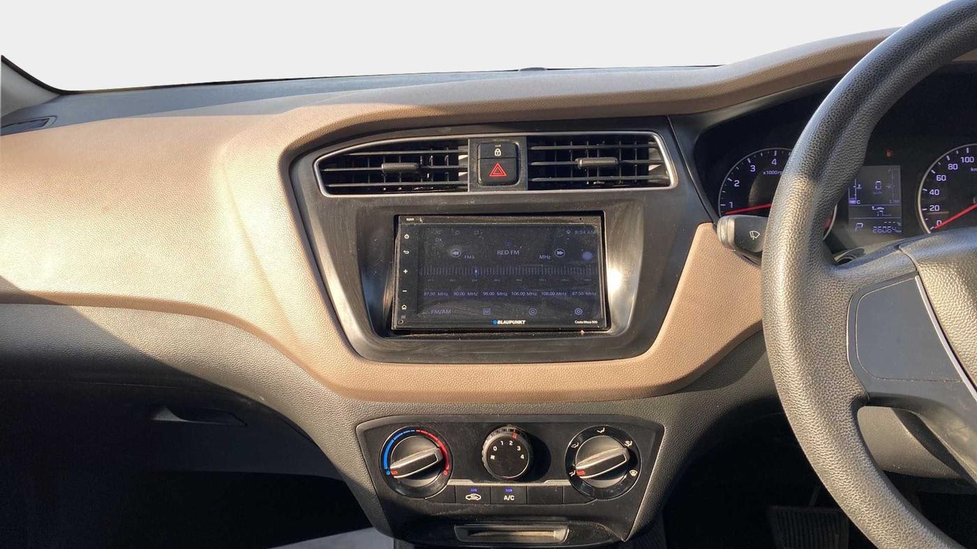 2018 Hyundai Elite i20 MAGNA EXECUTIVE CVT, Petrol, Automatic, 26,098 km, Air Conditioner