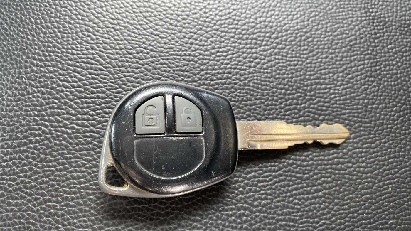2016 Maruti Wagon R 1.0 VXI, Petrol, Manual, 52,287 km, Key Close Up