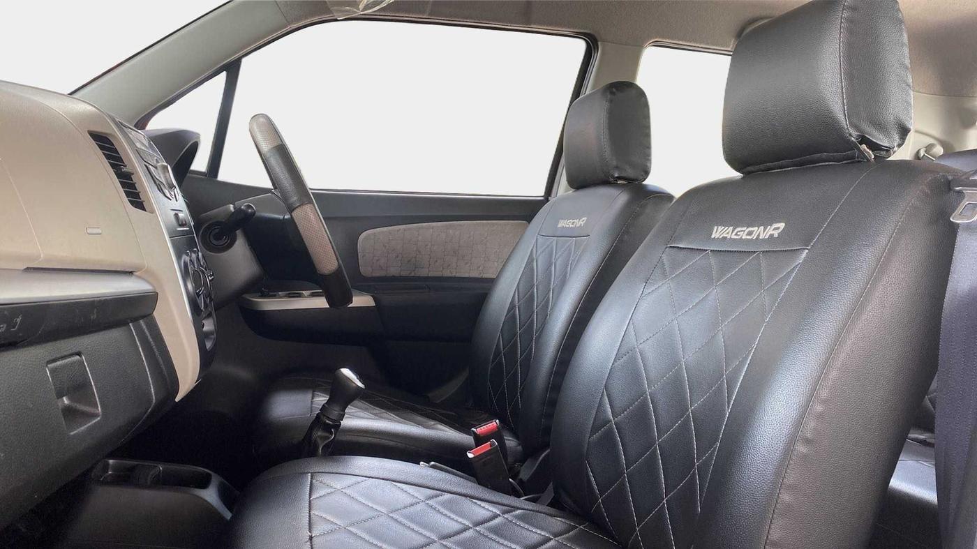 2016 Maruti Wagon R 1.0 VXI, Petrol, Manual, 52,287 km, Right Side Front Door Cabin