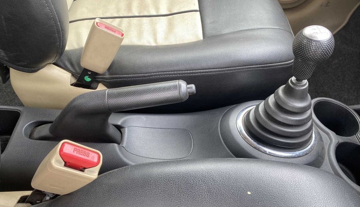 2012 Honda Brio S MT, Petrol, Manual, 27,326 km, Gear Lever