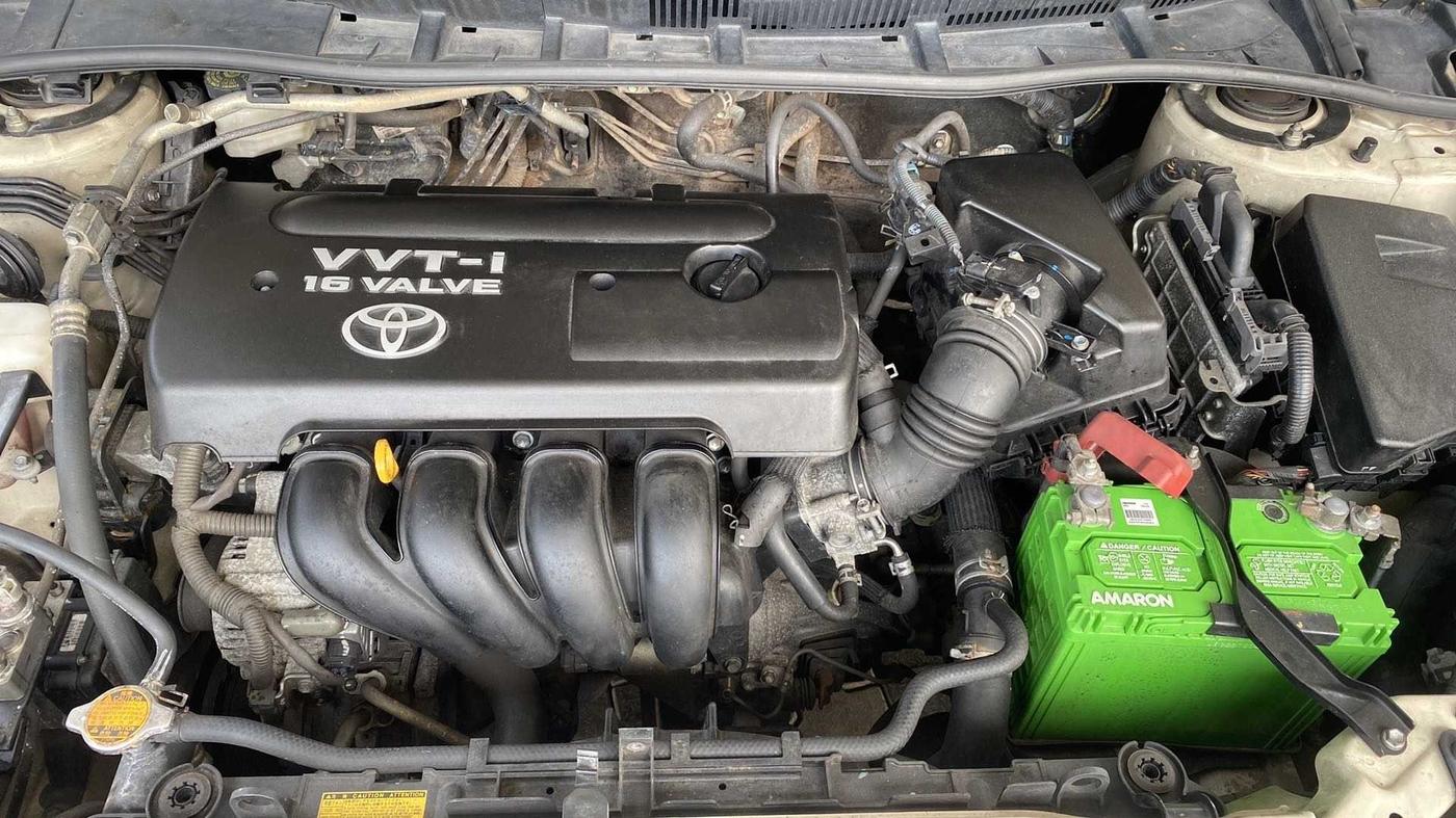 2010 Toyota Corolla Altis GL PETROL, Petrol, Manual, 47,767 km, Open Bonet