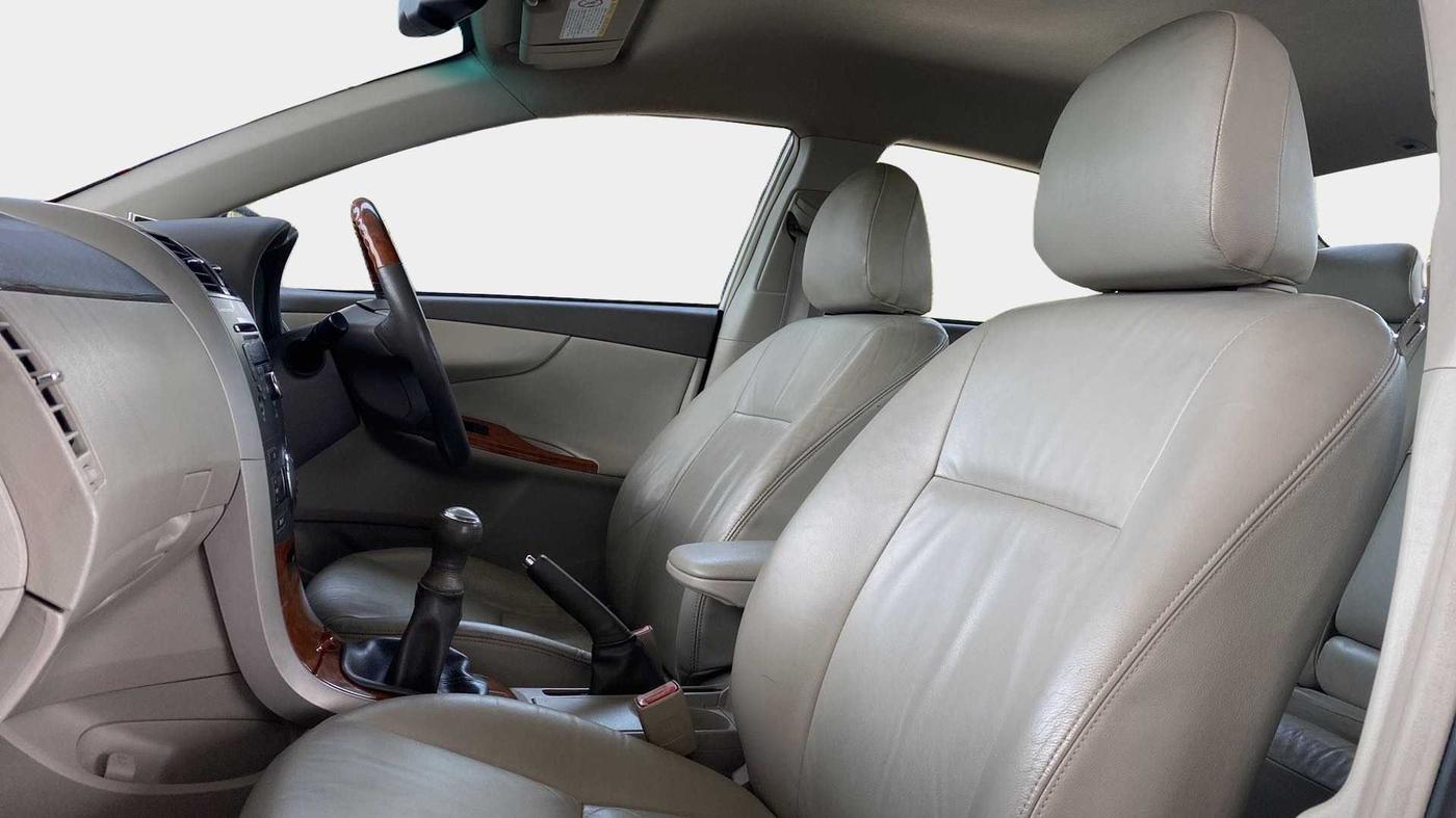 2010 Toyota Corolla Altis GL PETROL, Petrol, Manual, 47,767 km, Right Side Front Door Cabin