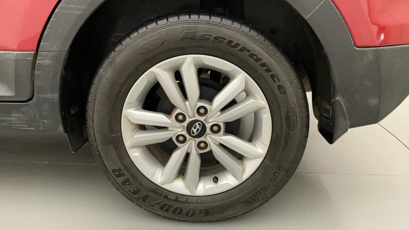 2015 Hyundai Creta SX PLUS AT 1.6 DIESEL, Diesel, Automatic, 55,079 km, Left Rear Wheel