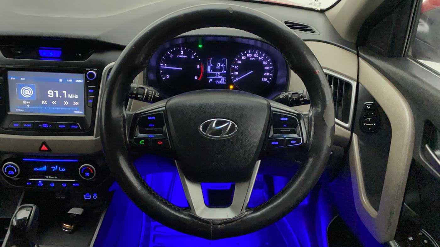2015 Hyundai Creta SX PLUS AT 1.6 DIESEL, Diesel, Automatic, 55,079 km, Steering Wheel Close Up
