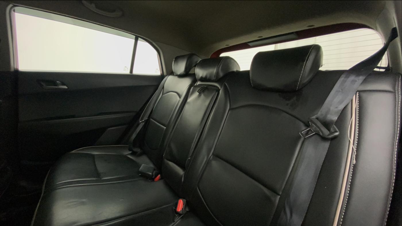 2015 Hyundai Creta SX PLUS AT 1.6 DIESEL, Diesel, Automatic, 55,079 km, Right Side Rear Door Cabin