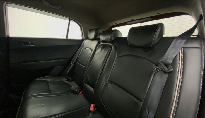 2015 Hyundai Creta SX PLUS AT 1.6 DIESEL, Diesel, Automatic, 55,079 km, Right Side Rear Door Cabin