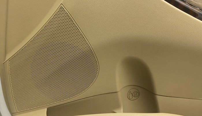 2014 Hyundai Verna FLUIDIC 1.6 CRDI SX, Diesel, Manual, 70,484 km, Speaker