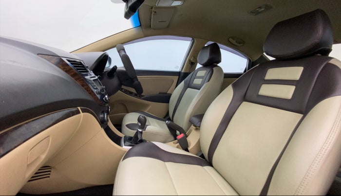 2014 Hyundai Verna FLUIDIC 1.6 CRDI SX, Diesel, Manual, 70,484 km, Right Side Front Door Cabin