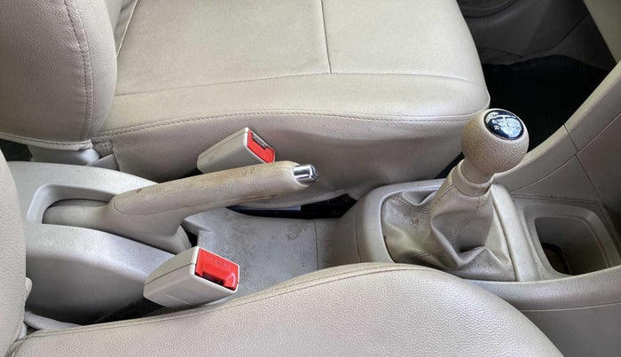 2014 Maruti Swift Dzire VXI, Petrol, Manual, 38,698 km, Gear Lever