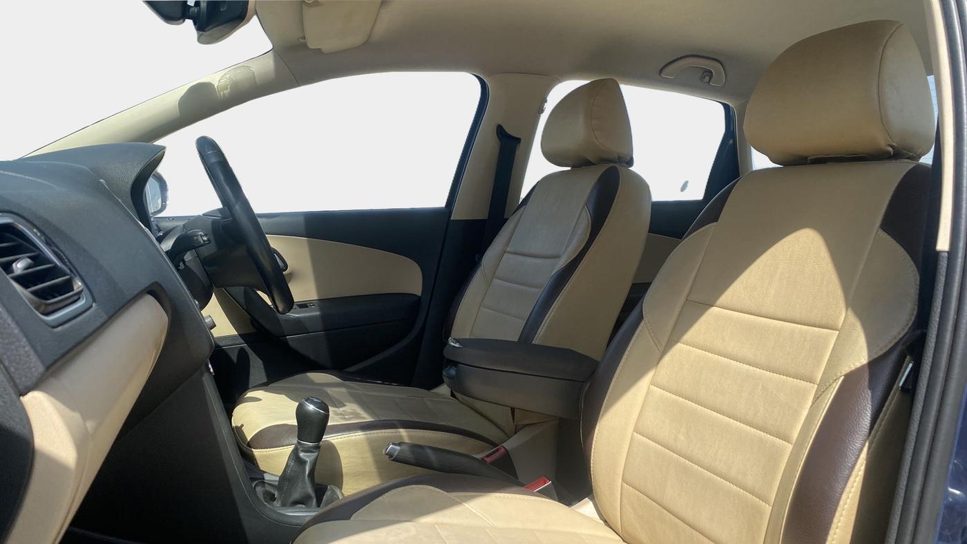 2016 Volkswagen Ameo HIGHLINE1.2L, Petrol, Manual, 68,843 km, Right Side Front Door Cabin