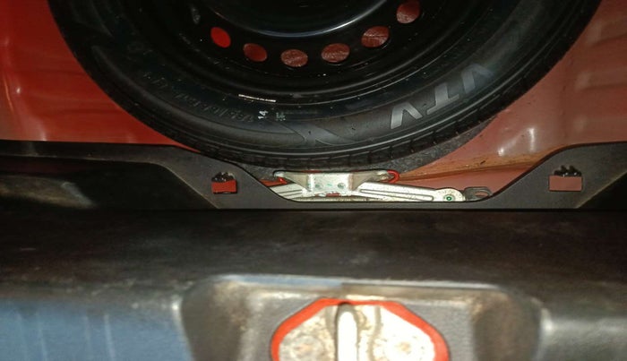 2018 Maruti Baleno ALPHA PETROL 1.2, Petrol, Manual, 21,462 km, Dicky (Boot door) - Tool missing