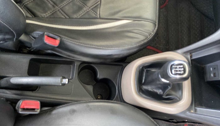 2015 Hyundai Xcent S 1.2, Petrol, Manual, 82,129 km, Gear Lever