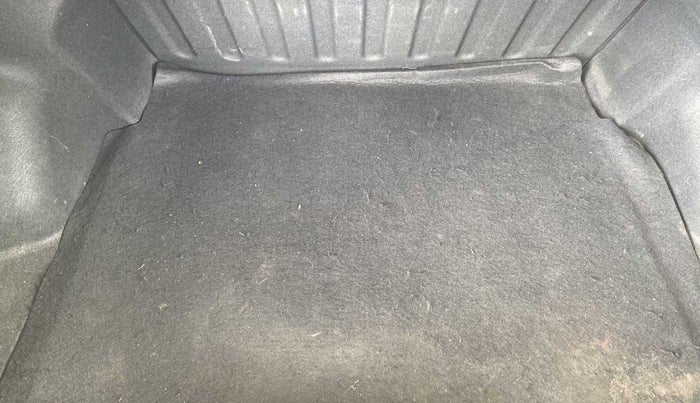 2015 Hyundai Xcent S 1.2, Petrol, Manual, 82,129 km, Boot Inside