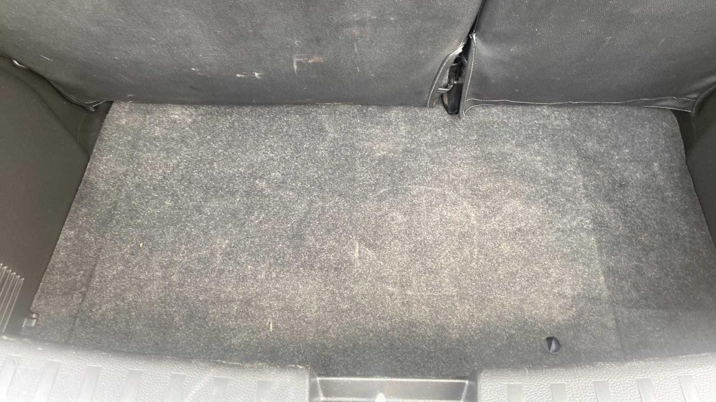 2017 Maruti Swift ZXI, Petrol, Manual, 41,981 km, Boot Inside