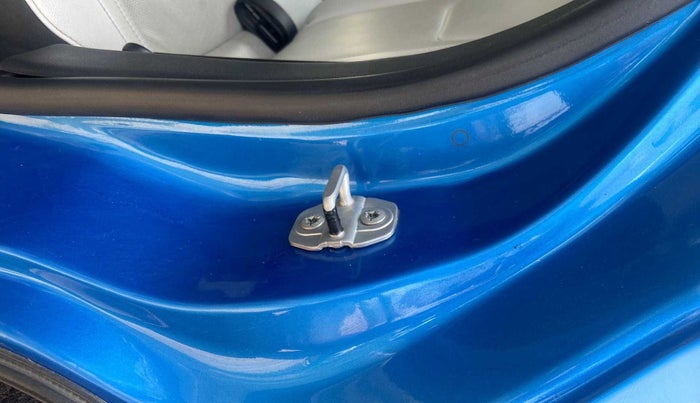 2018 Jeep Compass LIMITED (O) 1.4 PETROL AT, Petrol, Automatic, 19,255 km, Left C pillar - Pillar damaged/repaired