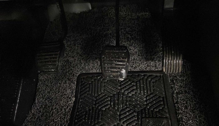 2021 Mahindra Scorpio S3 PLUS, Diesel, Manual, 25,373 km, Pedals