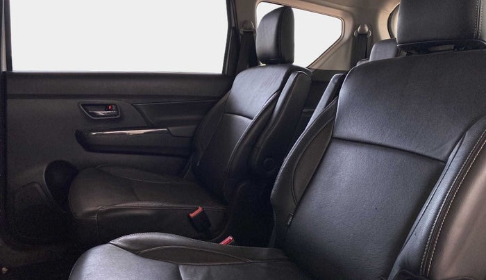 2021 Maruti XL6 ALPHA MT, Petrol, Manual, 34,829 km, Right Side Rear Door Cabin